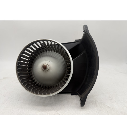 Renault Master III Opel Movano B NV400 Gebläsemotor Denso 173830100 173830 100
