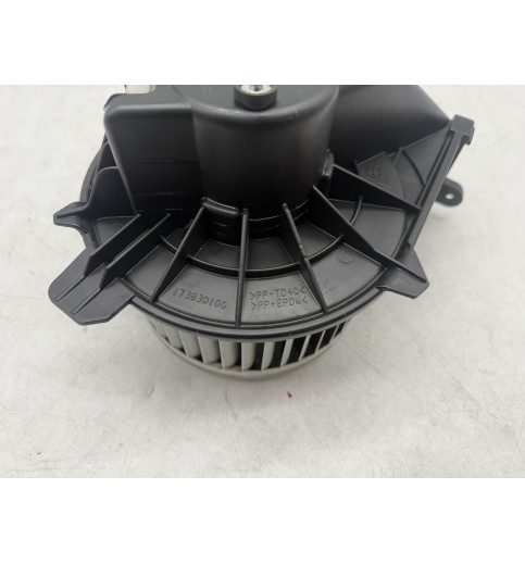 Renault Master III Opel Movano B NV400 Gebläsemotor Denso 173830100 173830 100