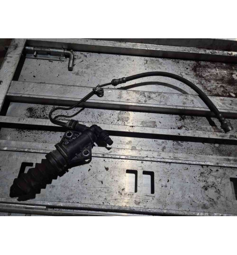 A2042640027 Kupplungsgeberzylinder MB W204/W205  -00028- A2042640027 Kupplungsgeberzylinder MB W204/W205  -00028-