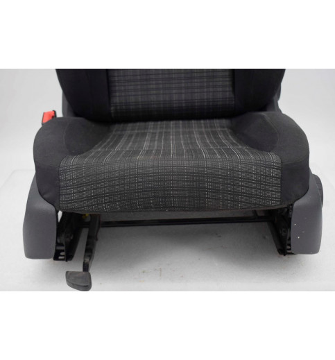 Mercedes-Benz Mercedes Vito W447 Sitz Fahrersitz TUNJA vorne links -0192-0992- Sitze