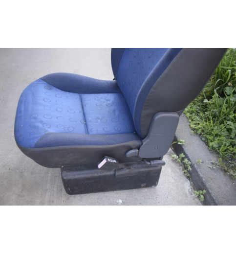 Opel PEUGEOT Partner Citroën Berlingo Sitz Beifahrersitz Vorne Rechts -0204 Sitze