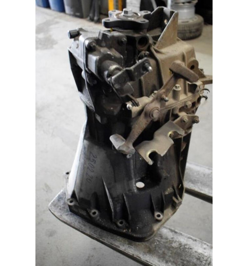 Mercedes-Benz Mercedes Sprinter W901-W905 Getriebe 711620  1108157  A9022600500 -1076- Schaltgetriebe