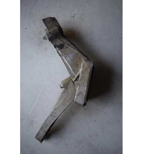  A6112230404   A6110980829 Mercedes W903 Motor Halter Träger Konsole  -1708-