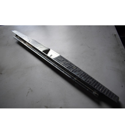 A2126900027  Mercedes E-Klasse Laderaumkante Verkleidung   -2053-