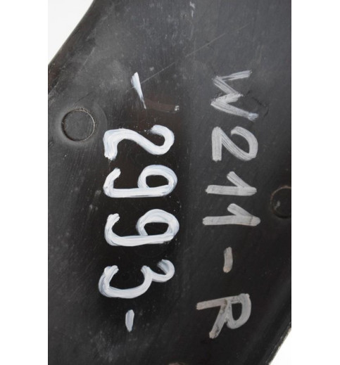 Mercedes-Benz Mercedes Benz W211 Scheinwerfer Halter Rechts A2116260630 -2993- Front- & Kühlergrills
