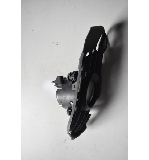 A2048850223 A2518200856 Mercedes W204 Nebelscheinwerfer vorne rechts  -3020-