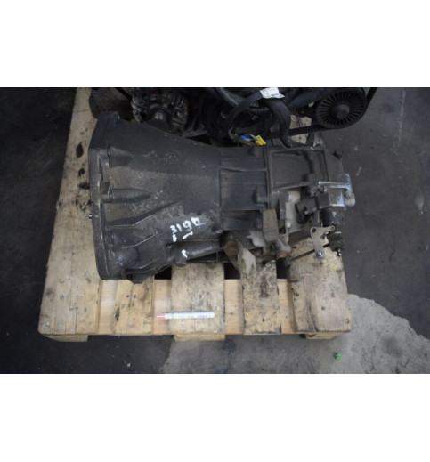 Mercedes-Benz Mercedes Sprinter W901-W905 Getriebe 711620 1512546  A9022600500 -3197- Schaltgetriebe