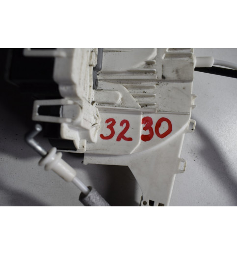 A9067201735 Mercedes W906 Türschloss -3230-