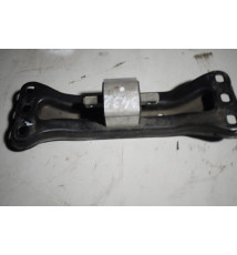  A2042420901 Mercedes  W204 Getriebehalter Lager  -3432-