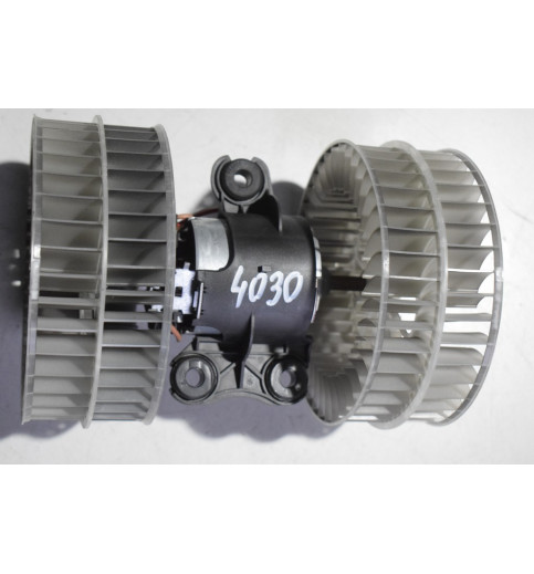 A06447-110 Mercedes W639 Gebläsemotor -4030-