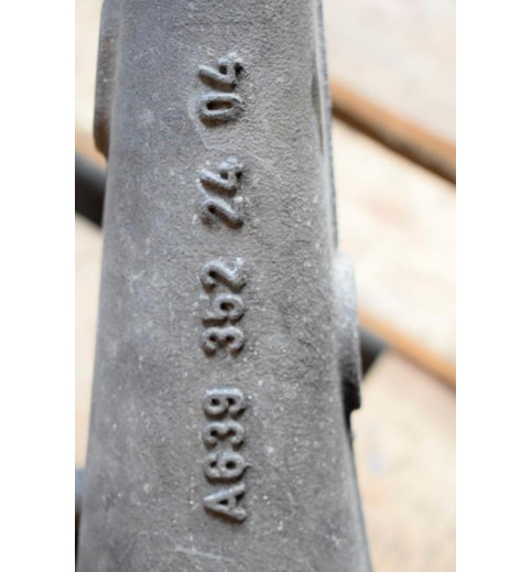 Mercedes Mercedes Vito W639 Querlenker Radnabe Achsschenkel Hinten L  A6393522404 -4134- Achsschenkel