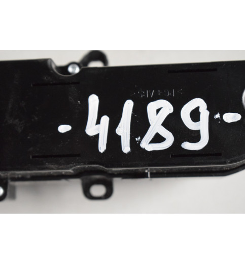 A9068701410 A9068700610 A9064420023 Mercedes W906 Warnblinker  -4189-