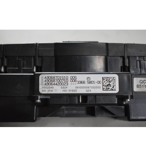 A9068701510 A9068700710 A9064420023 Mercedes W906 Warnblinkanlage  -4417-