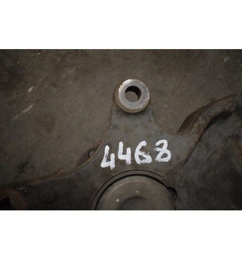 Mercedes W906 Achsschenkel Radnabe  V,R  -4468-