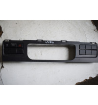 7E0857304D VW T6  Schalter Warnblinker Verkleidung -4586-