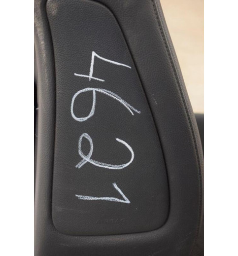 Mercedes-Benz Mercedes W204 Sitz Beifahrersitz  Vorne Rechts -4621- Sitze