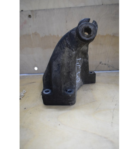 A6422230104 Mercedes  Motorhalter Motorträger Halterung rechts  -4649-