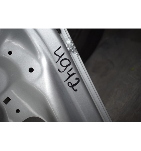 Mercedes-Benz Mercedes W204 C220 Heckklappe ohne Heckscheibe Silber 755U -4942- Kofferraum- & Heckklappen