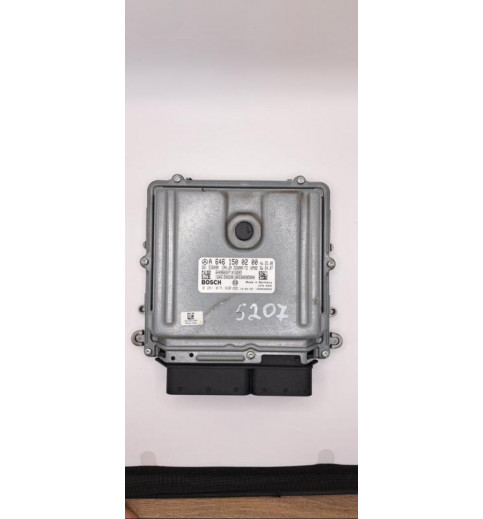 Mercedes-Benz Mercedes Vito W639 Motorsteuergerät A6461500200 0281015920 -5207- ECUs & Steuergeräte