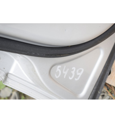 Mercedes-Benz Mercedes W211 Tür Vorne Links Limusin Silber ohne Spiegel und TürPappe  -5439- Türen & Türenbleche