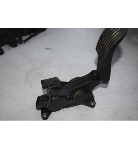 A9013000504 Mercedes Sprinter W901-W905 Gaspedal   -5626-