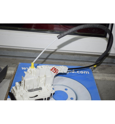 A9067201735 Mercedes W906 Türschloss -5954-