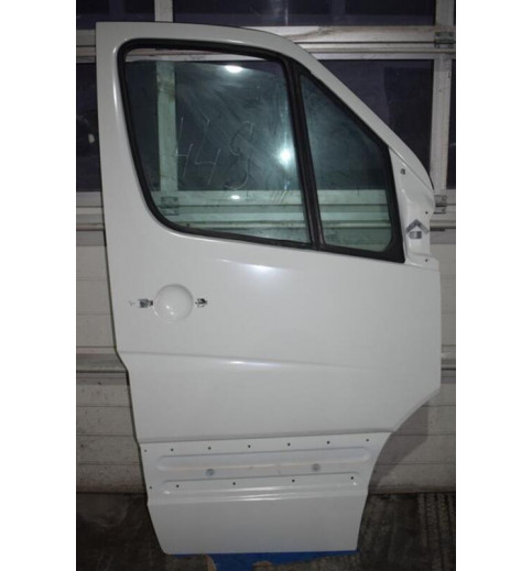 Mercedes Sprinter W906 VW Crafter Beifahrertür Tür vorne rechts LAKIRT -6037-