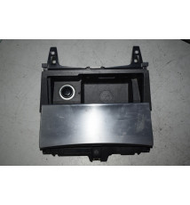 A2046800179 A2046801350 Mercedes E-C-Klasse Aschenbecher Mitte vorne  -6578-