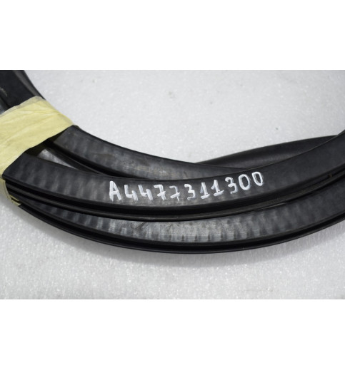 A4477311300 Mercedes Vito W447 Türdichtung hinten rechts   -8099-