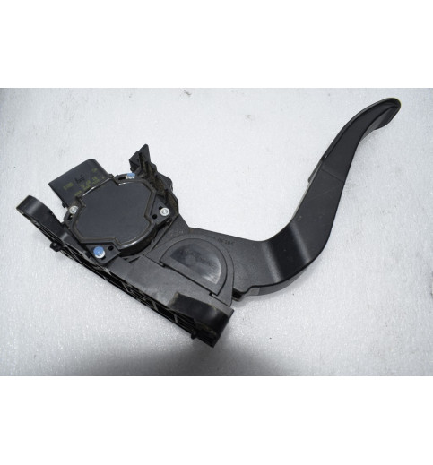 A9013000504 Mercedes Sprinter W901-W905 Gaspedal   -8204-
