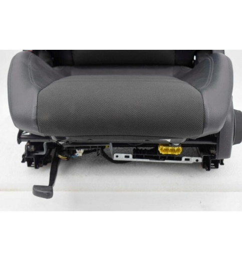 Mercedes-Benz Mercedes W204 Sitz COUPE Fahrersitz Vorne Links ohne Sitzheizung -8287- Sitze