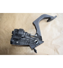 A4472901601 Mercedes Vito W447 Kupplungspedal  -8303-