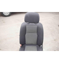Mercedes W204 Sitz Fahrersitz  Vorne Links  -8318-