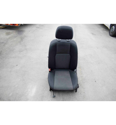 Mercedes-Benz Mercedes W204 Sitz Fahrersitz  Vorne Links  -8318- Sitze