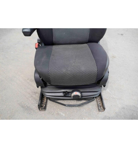 Mercedes-Benz Mercedes Sprinter W906 Sitz Fahrersitz Pilot Vorne Links -8550- Sitze