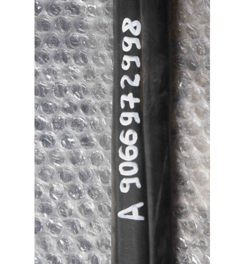 A9066972998 Mercedes Sprinter W906 Türdichtung Schiebetür rechts  -8623-