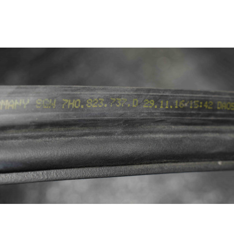 7H0823737D Volkswagen Transporter T-5 Motorgummidichtung  -8624-