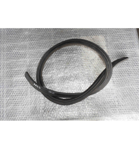 A9068890098 Mercedes Sprinter W906 Gummidichtung Motorraum -8625-