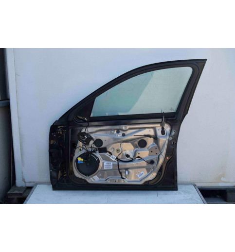 Mercedes-Benz Mercedes W204 Tür Vorne Rechts C-250  Schwarz Farbe-197  -8801- Türen & Türenbleche