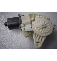 A2048200142 Mercedes W204 Fensterhebermotor  -8832-