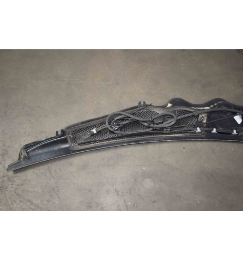 A2048301713 Mercedes C-Klasse W204 Abdeckung Scheibenwischer Windlauf  -8836-