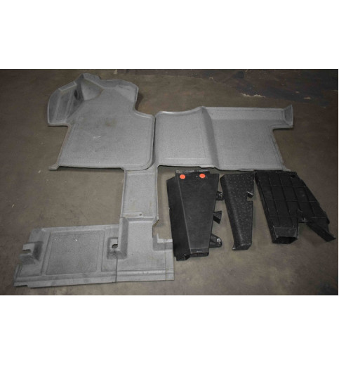 Mercedes-Benz Mercedes W906 VW Crafter Bodenmatte Fußmatte A9066841402  A9066841602 -8522- Fußmatten, Teppiche & Laderaumwannen
