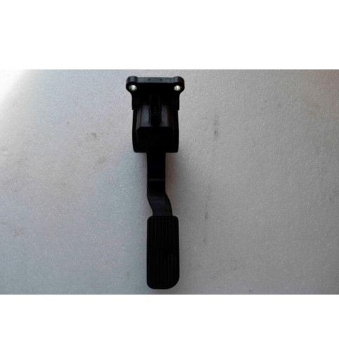 Mercedes-Benz Vito W639  Gaspedal Gaspotenziometer A9063000404 -9135-