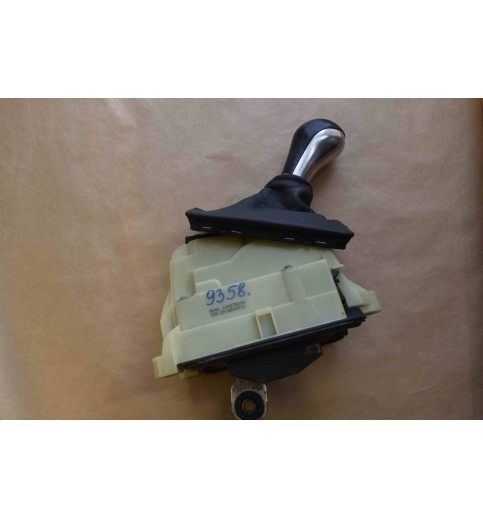 A2042677524 A2042677710 Mercedes W204 C-Klasse Schaltkulisse  -9358-