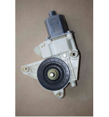 A2048200642 Mercedes W204 Fensterhebermotor  -9435-