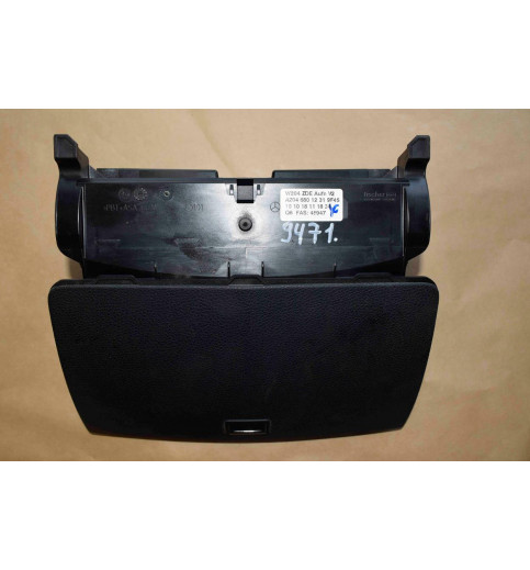 Mercedes-Benz Mercedes W204 Bildschirm A2046801231 2048205497   -9471- ECUs & Steuergeräte