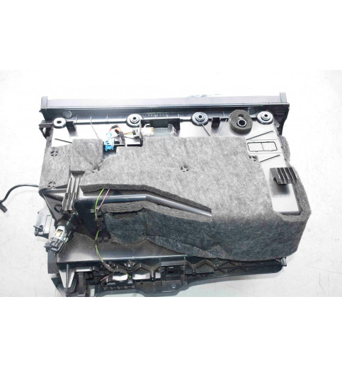 Mercedes-Benz Mercedes W204 Handschuhfach Handschuhkasten  A2046800010  -9488- Innenabdeckungen, Zierleisten & Dekors