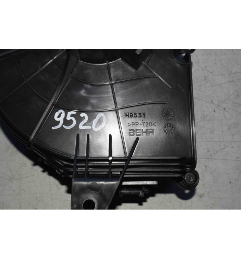 Mercedes-Benz A0028215051 H9531 Mercedes W639 Gebläsemotor Hinten -9520- Gebläsemotoren & -räder