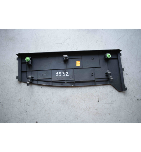 A6396641825 Mercedes W639 Sitzkastenverkleidung  -9532-