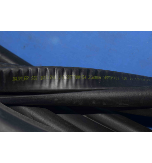 A6397300154 Mercedes Vito W639 Dichtgummi Schiebetür Rechts   -9542-